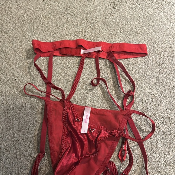 Voight by Valentina “Made in Hell” red lingerie set - Picture 5 of 5
